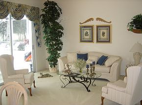 4th image of 3303 W Blossom Dr