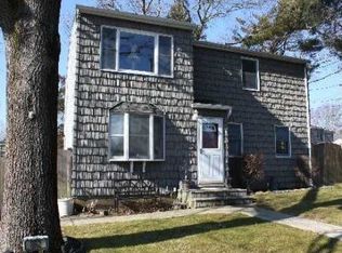 862 Old North Ocean Ave, Patchogue, NY 11772