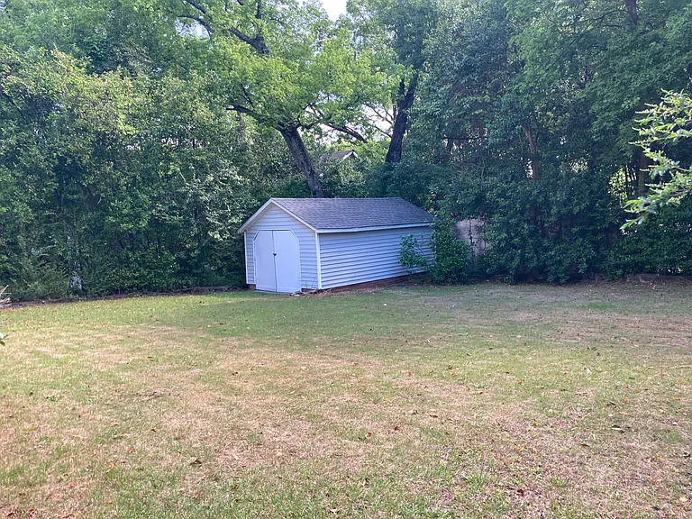 3204 Sherwood Ave — Photo 13