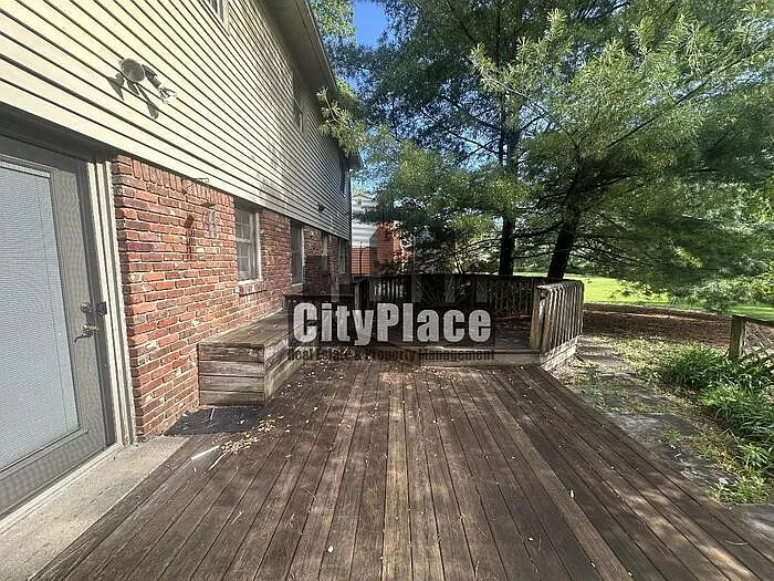 7211 Lesley Ave — Photo 4