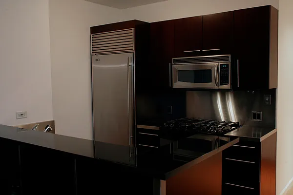 Rented by Tabak Real Estate | media 3
