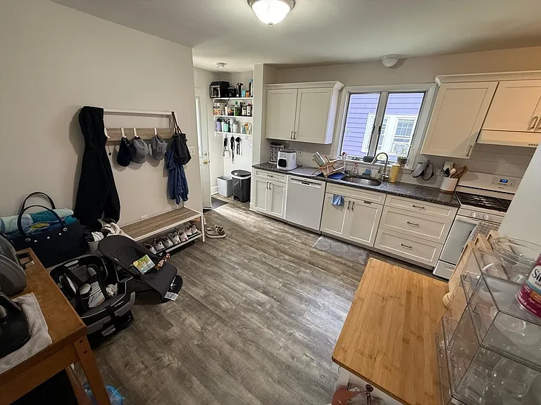 211 Beech St #211 — Photo 14