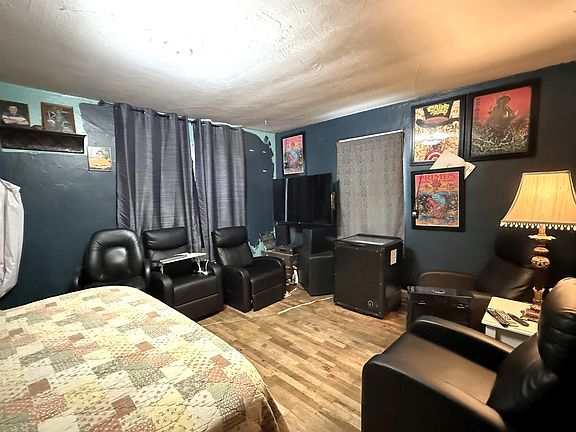 5th image of 809 Park St #811