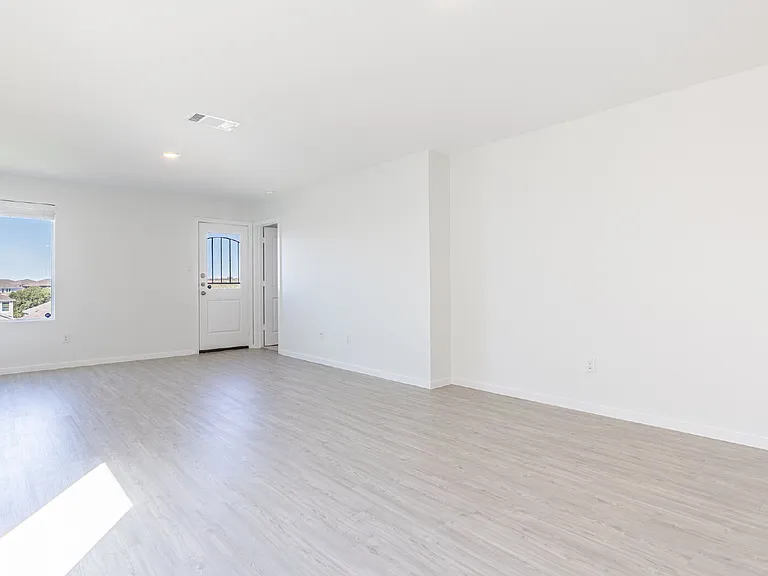 3651 Millbrook Way — Photo 16