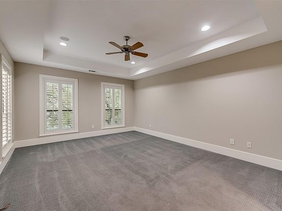 3rd image of 2606 Shelby Ave APT 101