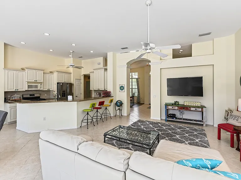 8003 Spring Marsh Dr — Photo 9