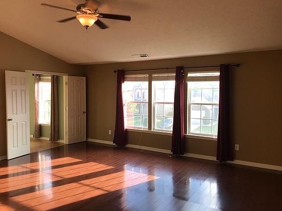 3rd image of 6549 Amherst Way