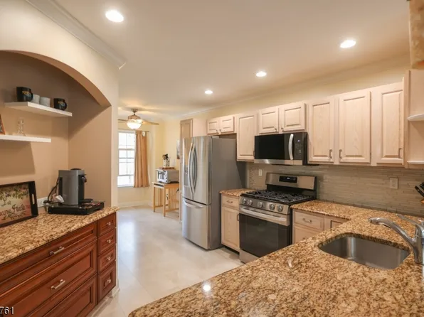 20 Forsgate Ter, Clinton Twp., NJ 08801