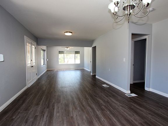 4th image of 1550 Sylvan Blvd