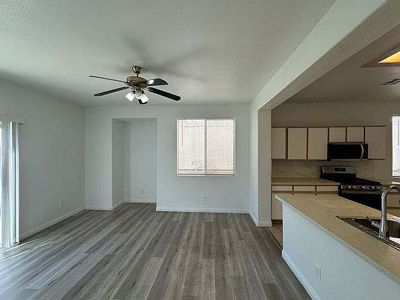 5th image of 5433 Dianthus Ct