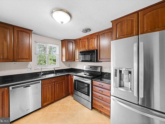 3rd image of 15912 Uppsala Ct