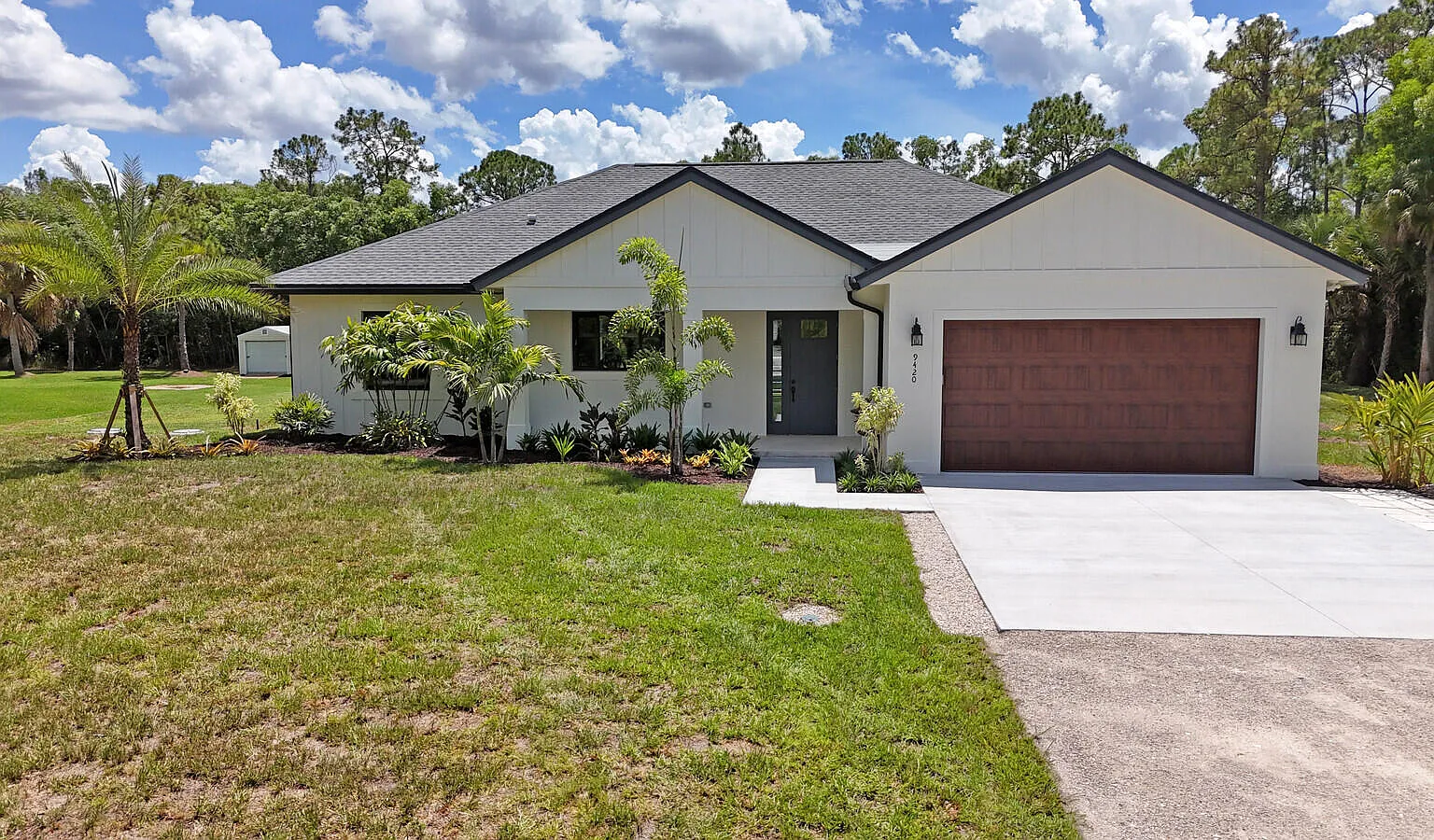 3 bed, 2.0 bath, 1779 sqft, $6,000 — Photo 1