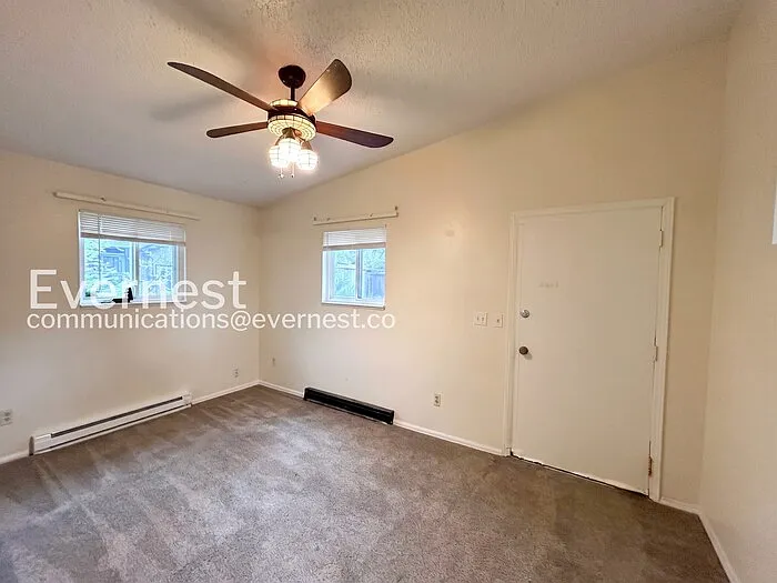 110 1/2 W Cheyenne Rd — Photo 4