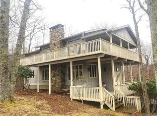 212 Pine Ridge Rd, Banner Elk, NC 28604