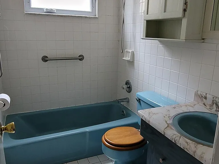 Devens St — Photo 2