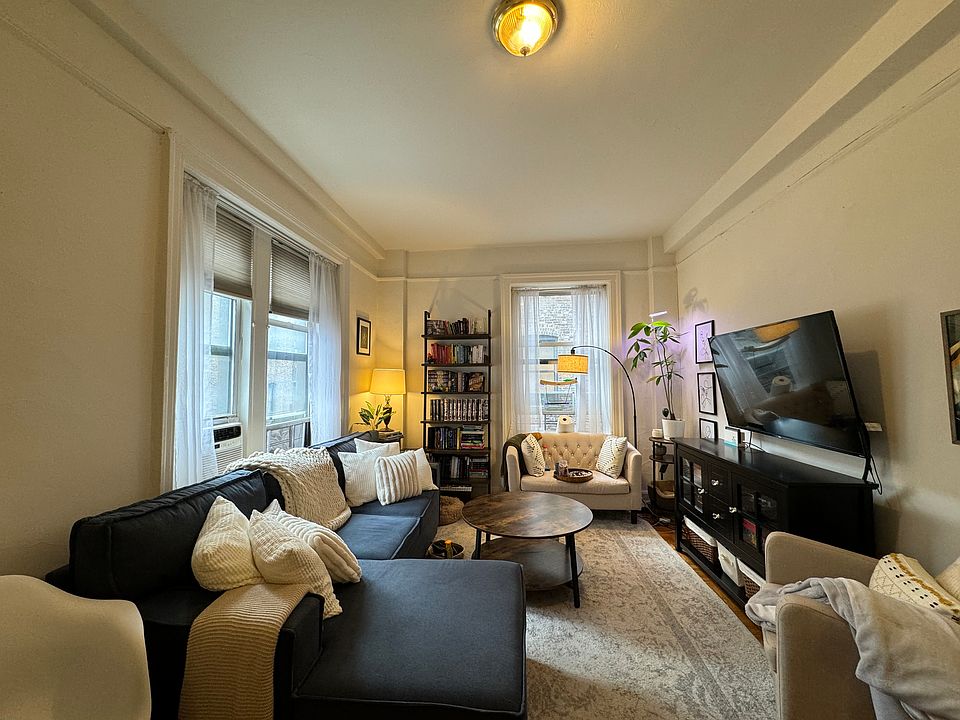 1st image of 509 Cathedral Pkwy #5P