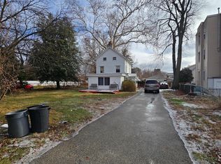 1535 Elmwood Ave, Folcroft, PA 19032