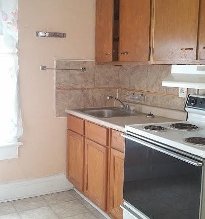 5th image of 2237 1/2 Jules St