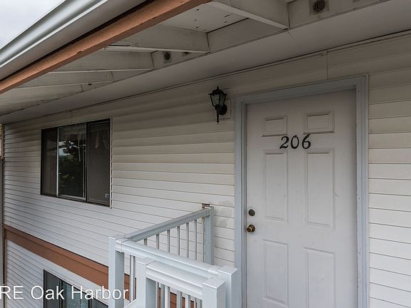 2nd image of 310 SE Midway Blvd APT 206