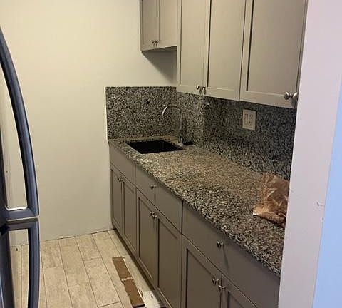 5th image of 13605 NE 3rd Ct #412