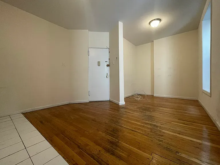 217 E 22nd St #3 — Photo 5