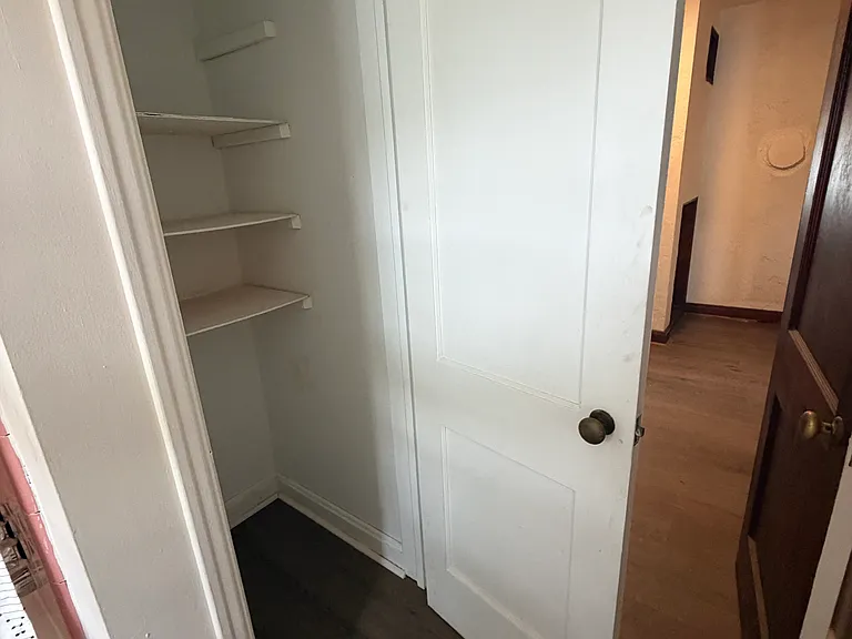 228 NW 4th Ave — Photo 15