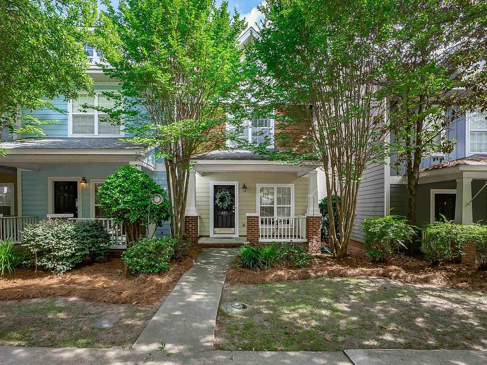 1st image of 407 Hampton Forest Dr
