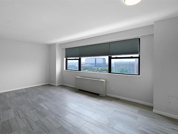 4th image of 4466 W Pine Blvd APT 14A