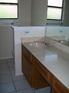 5th image of 13003 Odie Ln