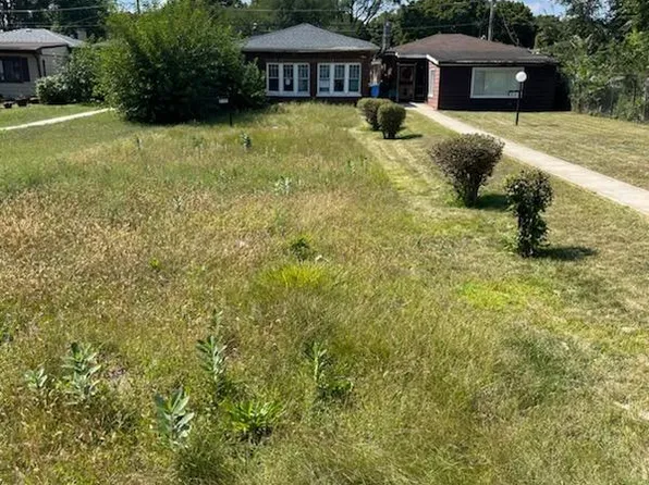 8134 S King Dr, Chicago, IL 60619