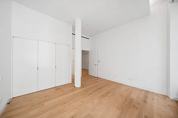 Rented by New York Residence | media 20