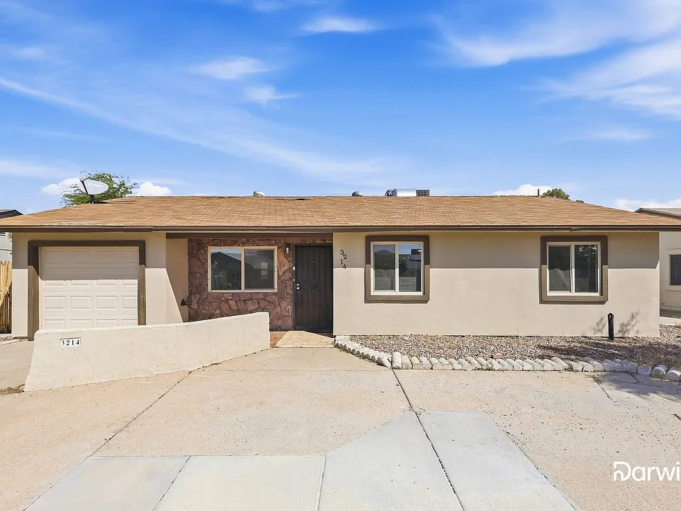 3214 W Michelle Dr
