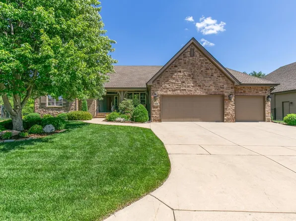 2240 N Williamsgate Ct, Wichita, KS 67228