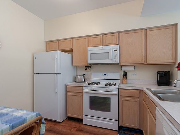 2nd image of 4423 W Brownstone Way