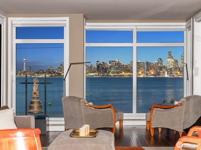 1661 Harbor Avenue SW #203, Seattle, WA, 98126