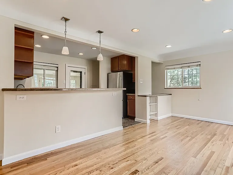 3425 E 31st Ave — Photo 5