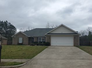 21825 Silver Oaks Cir, Athens, AL 35613