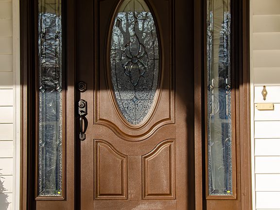 3rd image of 302 Township Road 1185