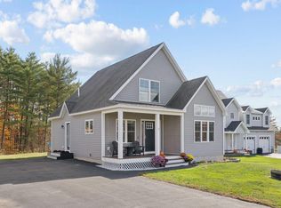 7 Castle Rock Dr, Cumberland, ME 04021
