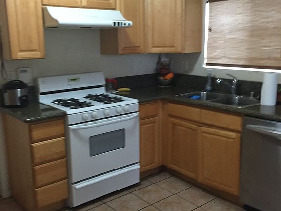 3rd image of 21915 Hawaiian Ave APT B