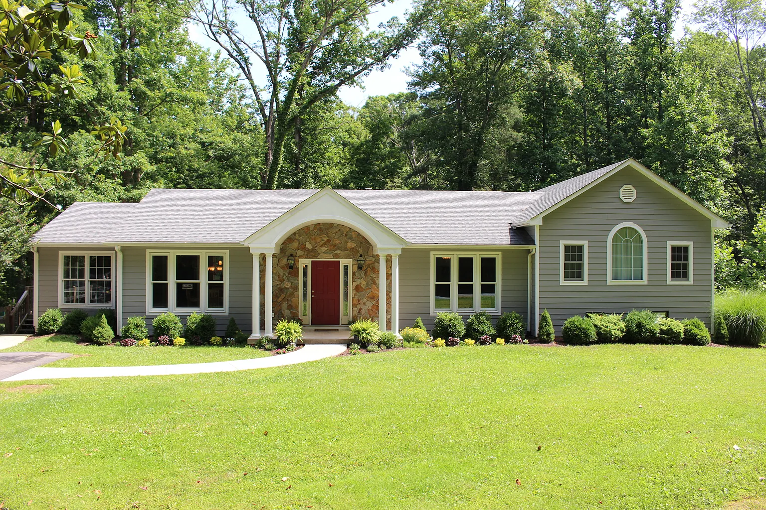 2908 Catlett Rd photo 1