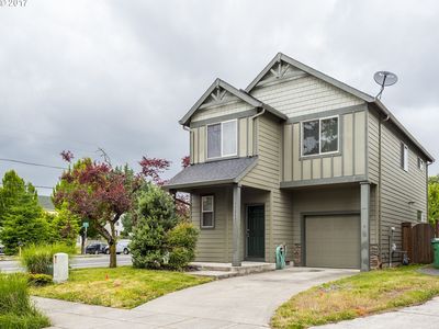 14809 NE Couch St, Portland, OR, 97230