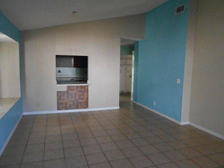 3rd image of 1397 Amaryllis Ln