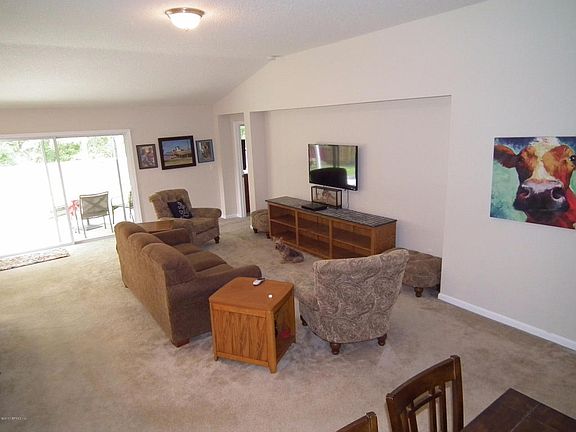 2nd image of 86212 Venetian Ave
