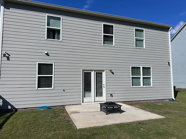 19 Manor Way — Photo 6