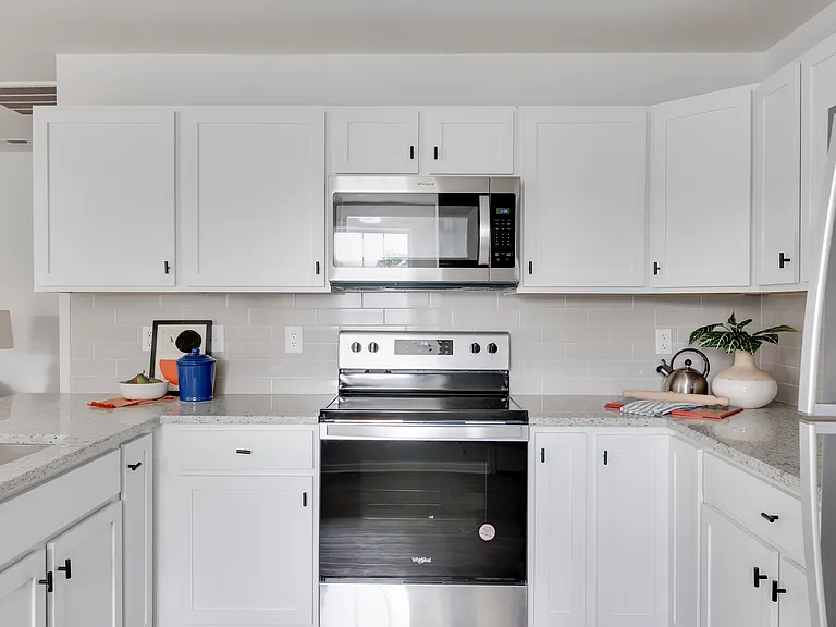 1301 N 32nd St #C — Photo 6