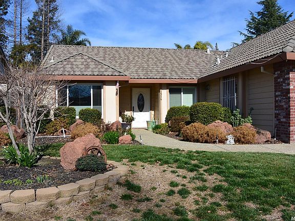 2nd image of 1516 Misty Wood Dr