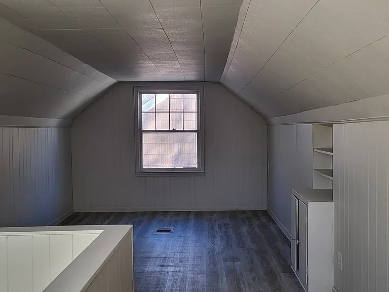 Upstairs Bedroom 2 of 2