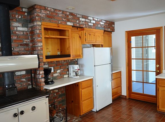 2nd image of 52299 Road 423