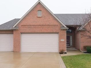 14905 Trails End Dr, Perrysburg, OH 43551